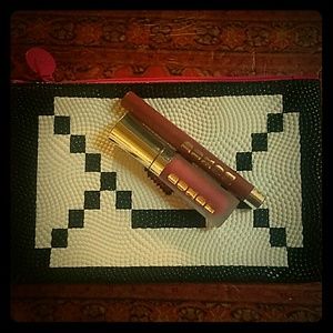 Buxom Lipsticks with Makeup Bag